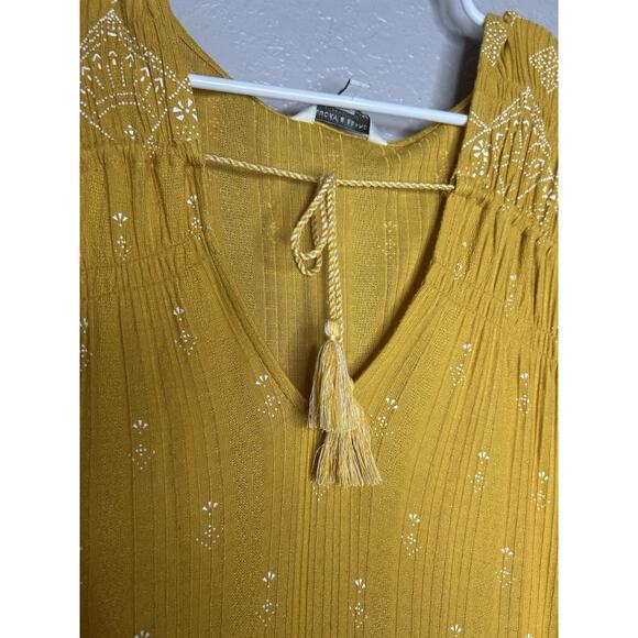 Lucky Brand Women’s Mustard Yellow Boho Tassel Long Sleeve Top Blouse Size L - Picture 5 of 11
